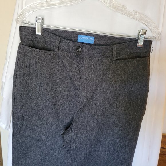 NEW Dockers Stylish Classic Fit Jeans Size 10M (312) - Picture 2 of 7